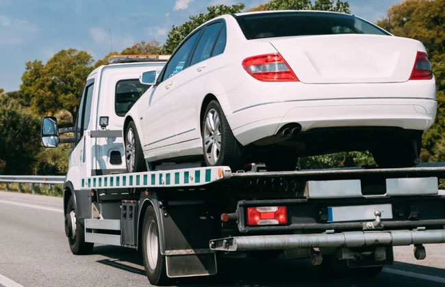 Towing Assistance by Autobody Prestige Melbourne